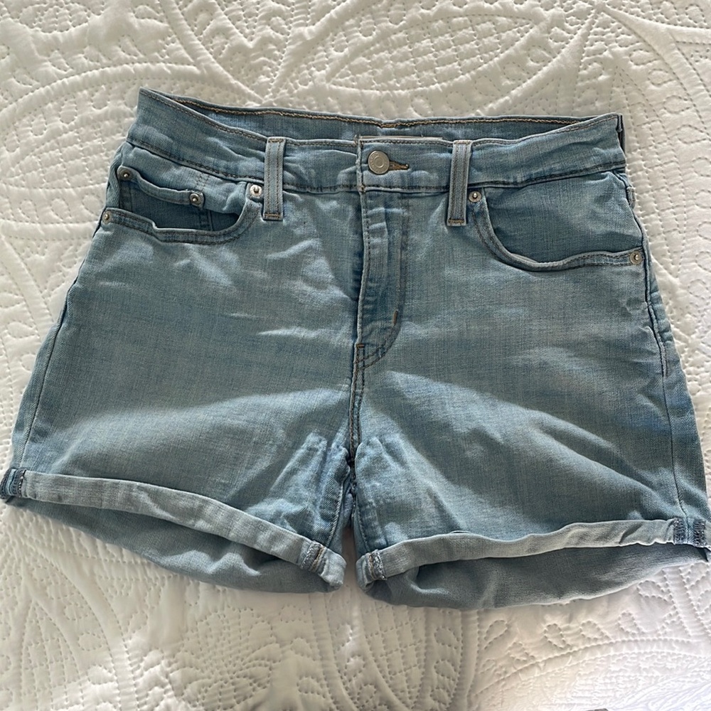 Levi Strauss light blue denim jean shorts. Size 29. Gently used.